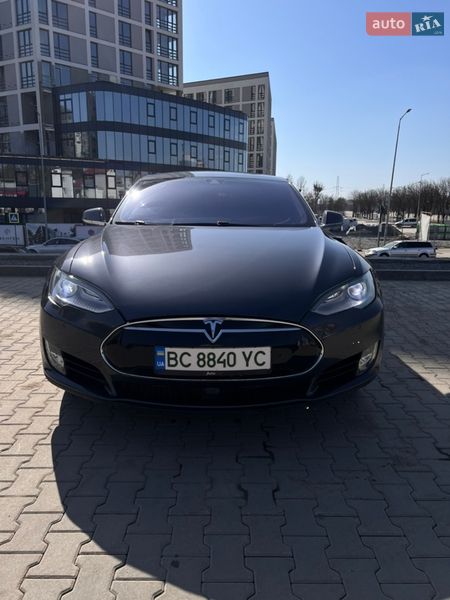 Лифтбек Tesla Model S 2015 в Львове фото 13 Лифтбек Tesla Model S 2015 в Львове