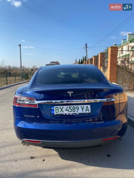 Ліфтбек Tesla Model S 2015 в Хмельницькому