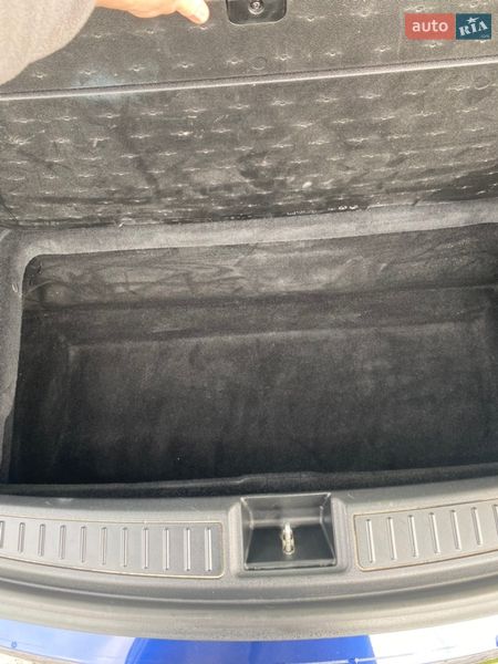 Ліфтбек Tesla Model S 2015 в Хмельницькому