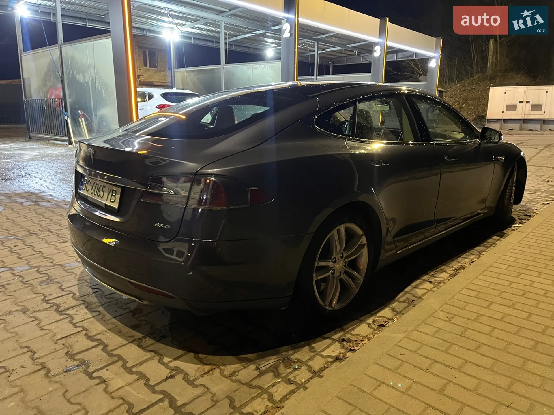 2015 Tesla Model S - мініатюра 6