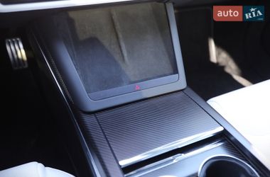 Лифтбек Tesla Model S 2022 в Харькове
