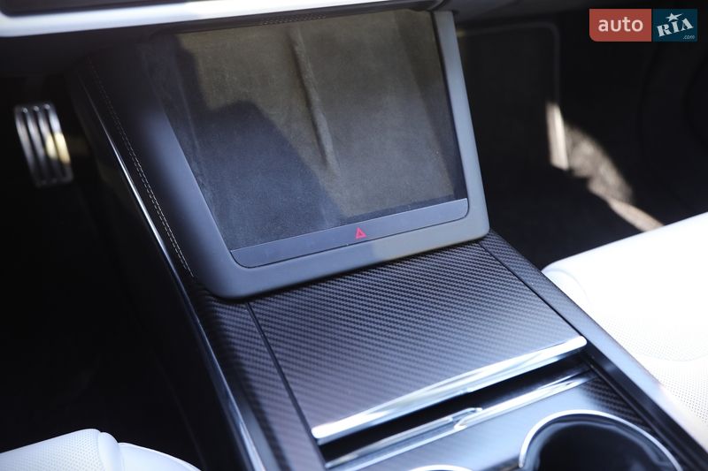 Лифтбек Tesla Model S 2022 в Харькове