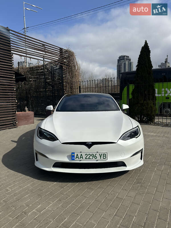 Ліфтбек Tesla Model S 2022 в Києві