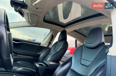 Лифтбек Tesla Model S 2017 в Киеве