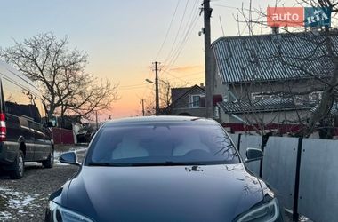 Лифтбек Tesla Model S 2018 в Черновцах фото 14 Лифтбек Tesla Model S 2018 в Черновцах