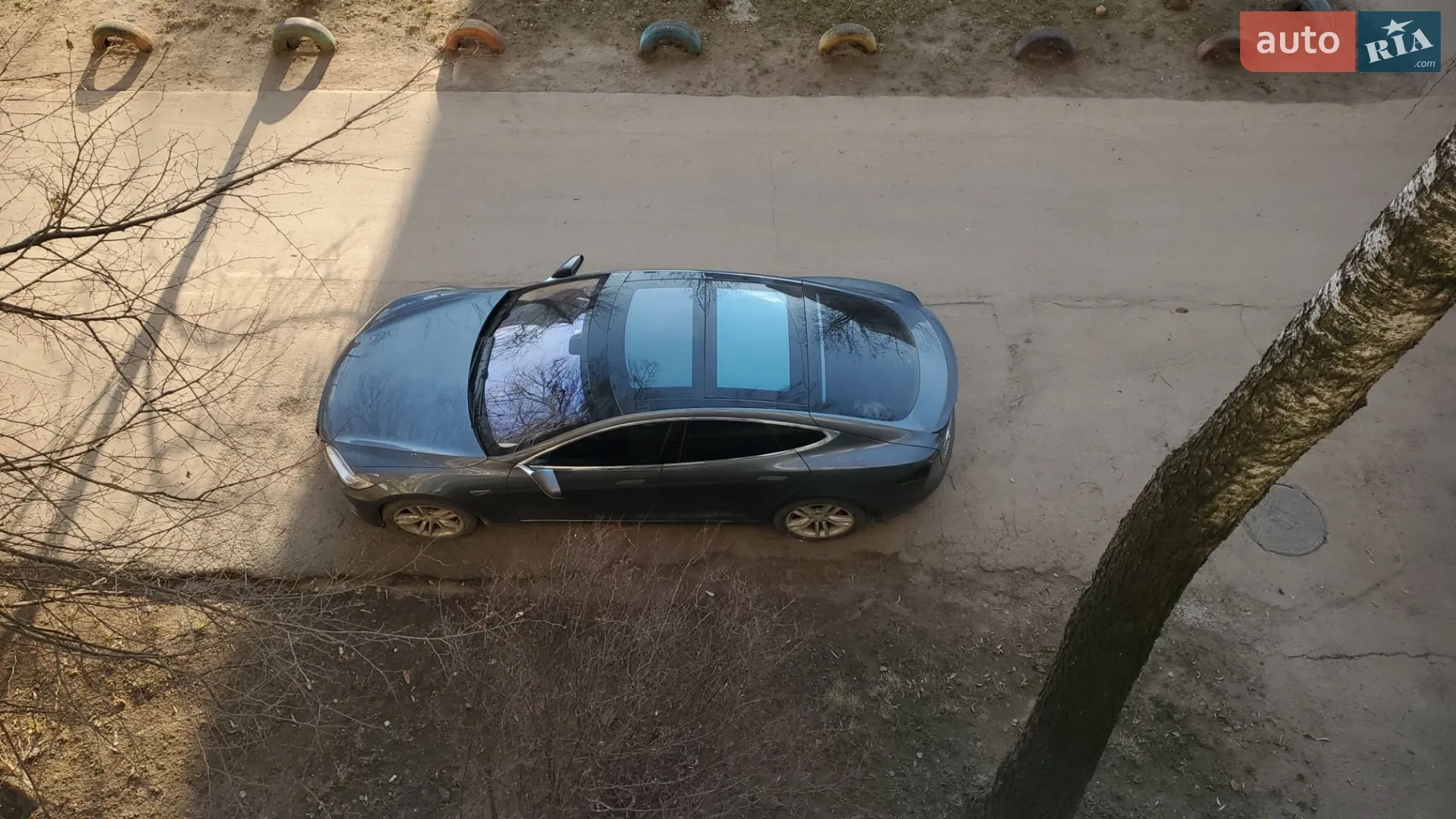 2014 Tesla Model S - мініатюра 18