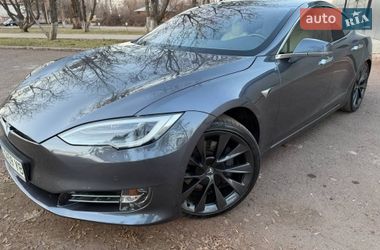 Лифтбек Tesla Model S 2020 в Кривом Роге