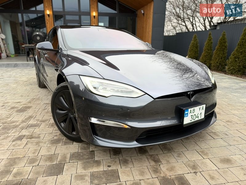 Лифтбек Tesla Model S 2021 в Виннице