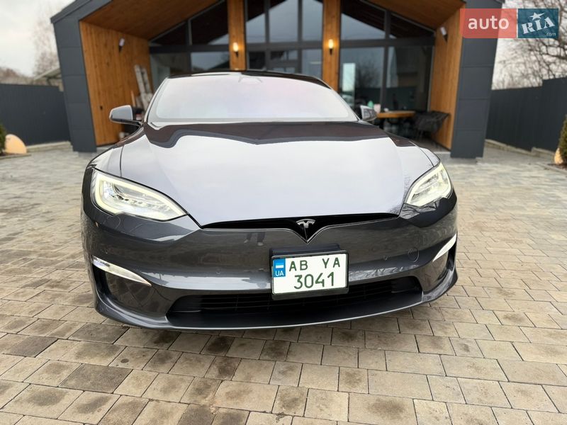 Лифтбек Tesla Model S 2021 в Виннице