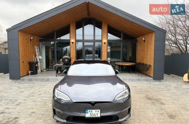 Лифтбек Tesla Model S 2021 в Виннице