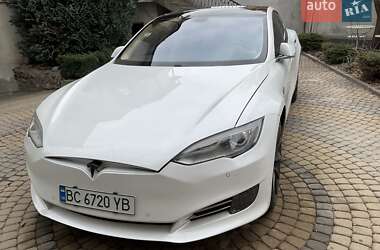 Ліфтбек Tesla Model S 2014 в Львові