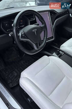 Ліфтбек Tesla Model S 2018 в Івано-Франківську
