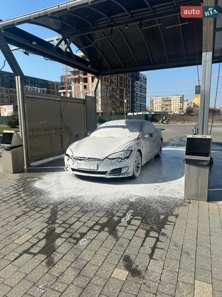 Tesla Model S 2016 Tesla Model S 2016