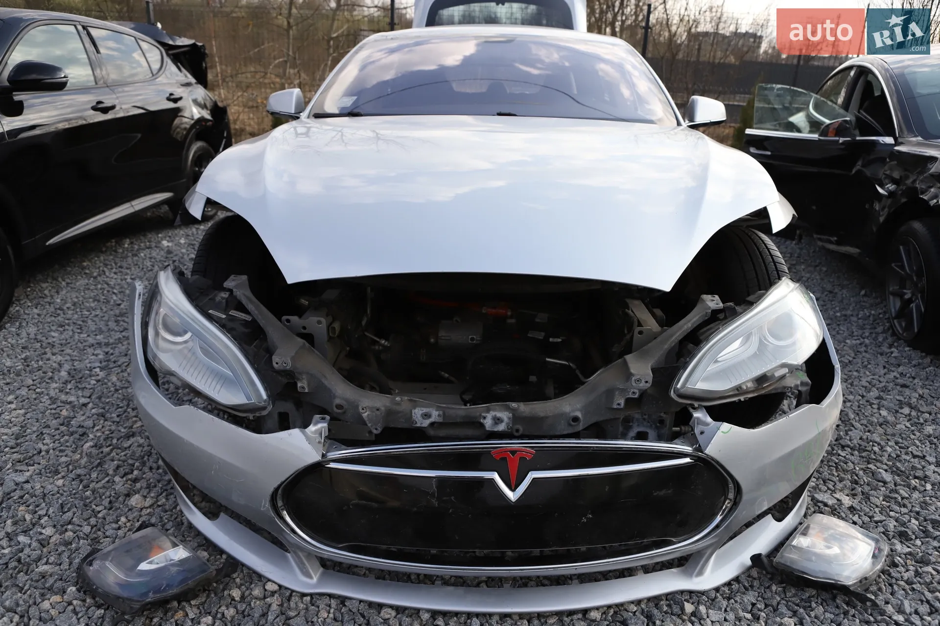 2014 Tesla Model S - мініатюра 8