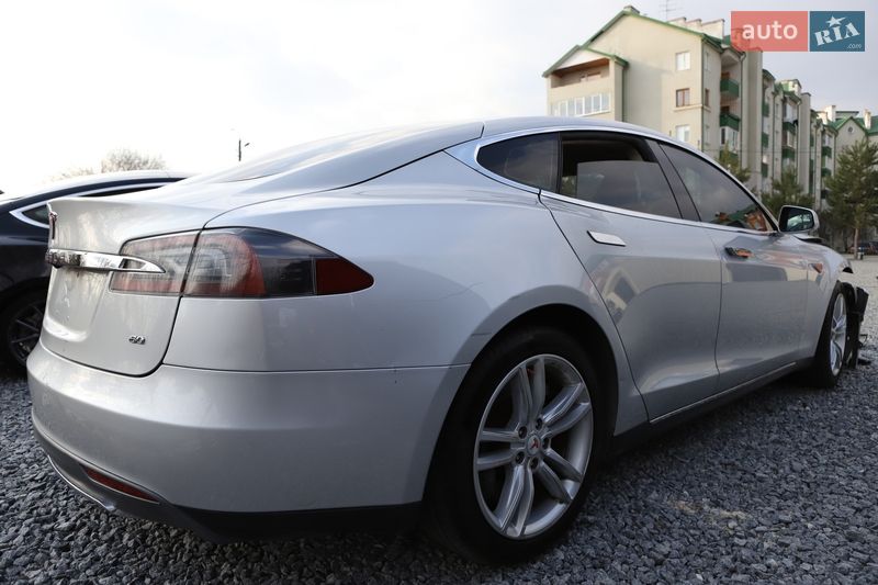 Tesla Model S 2014 Tesla Model S 2014