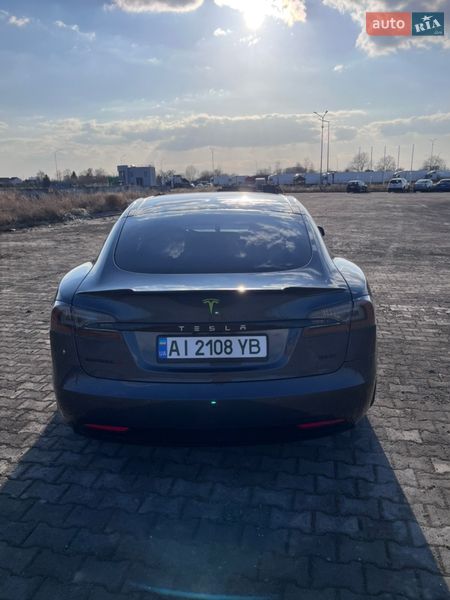 Лифтбек Tesla Model S 2018 в Борисполе