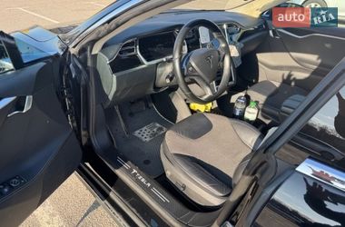 Лифтбек Tesla Model S 2014 в Киеве