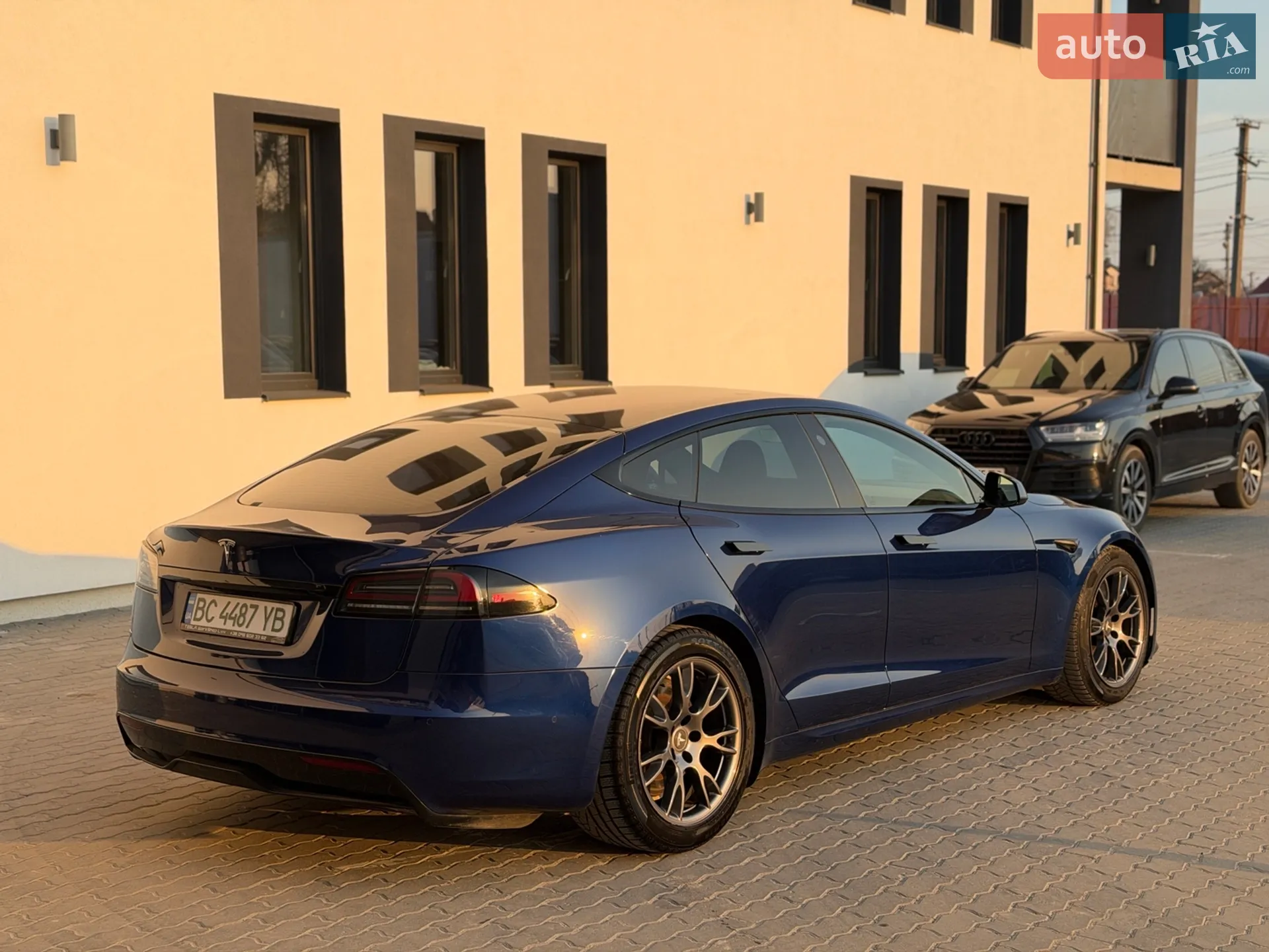 2022 Tesla Model S - мініатюра 5