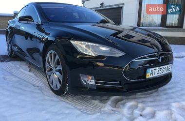 Хэтчбек Tesla Model S 2014 в Коломые
