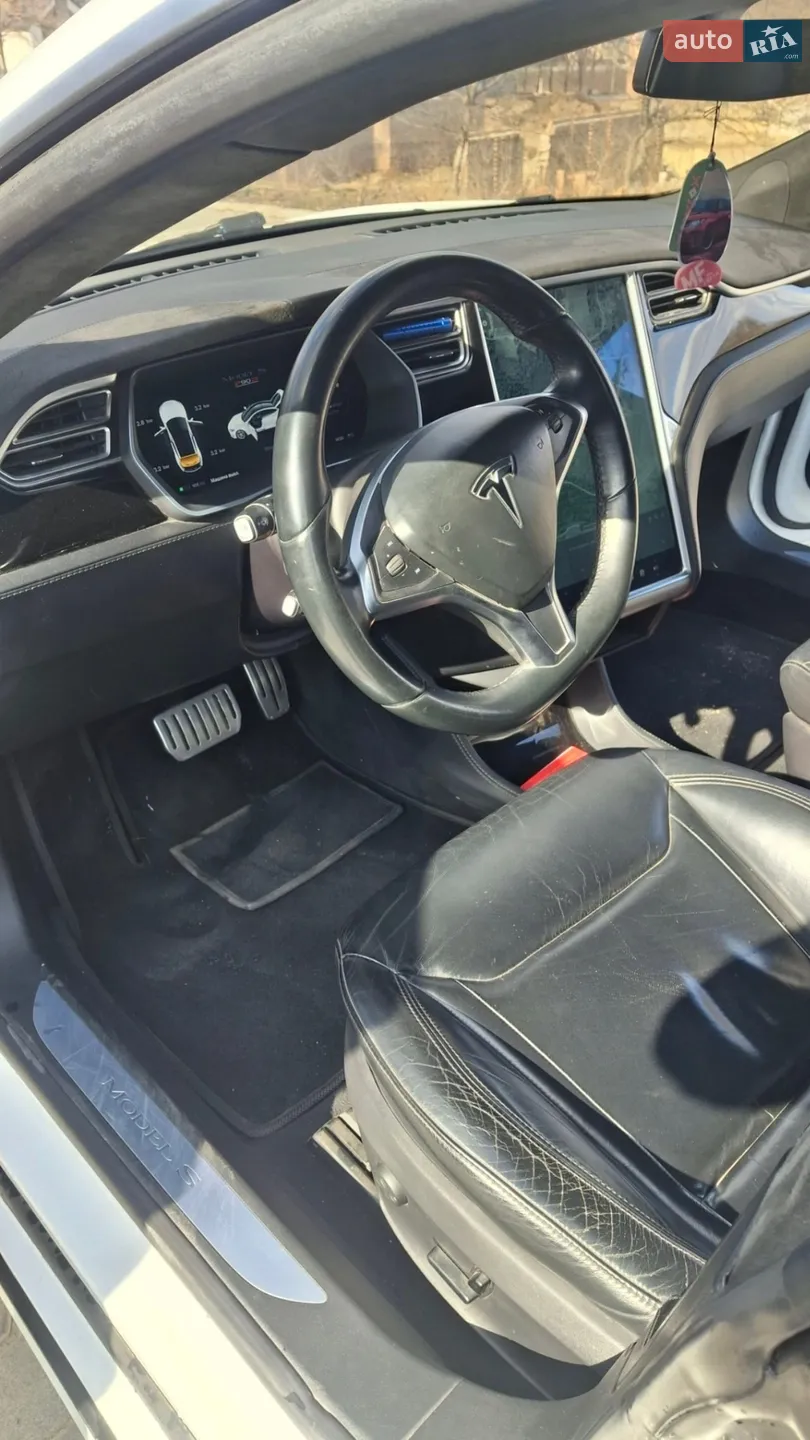 2015 Tesla Model S - мініатюра 11