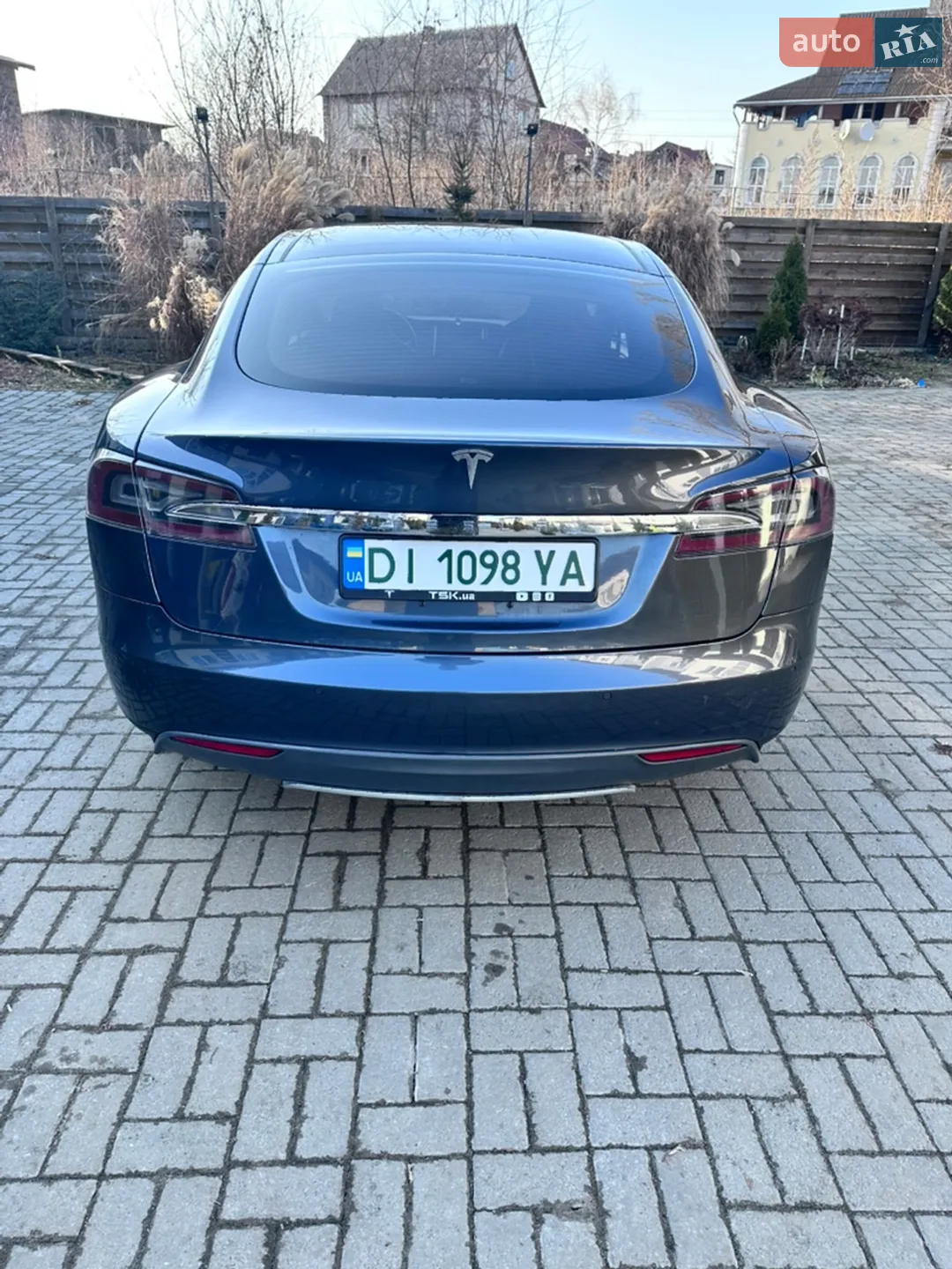2014 Tesla Model S - мініатюра 3