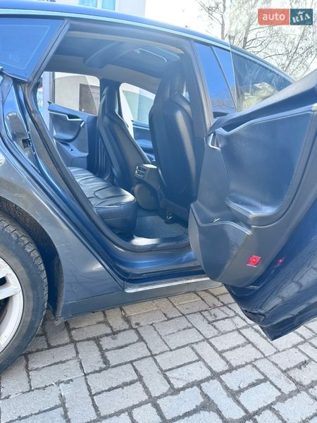 Лифтбек Tesla Model S 2014 в Гостомеле фото 6 Лифтбек Tesla Model S 2014 в Гостомеле