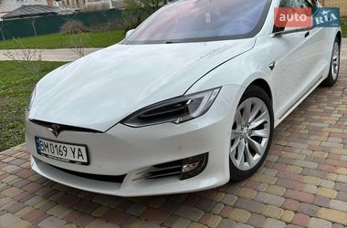 Лифтбек Tesla Model S 2017 в Киеве