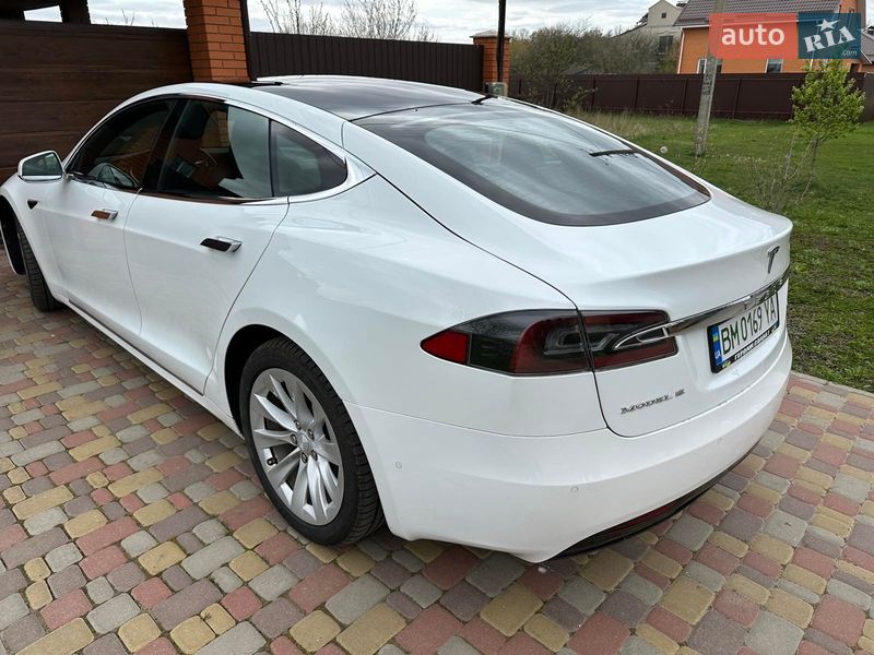 Ліфтбек Tesla Model S 2017 в Києві фото 8 Ліфтбек Tesla Model S 2017 в Києві
