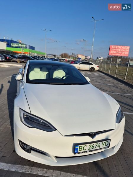 Лифтбек Tesla Model S 2020 в Борисполе