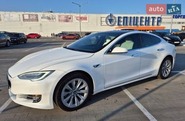 Лифтбек Tesla Model S 2020 в Борисполе