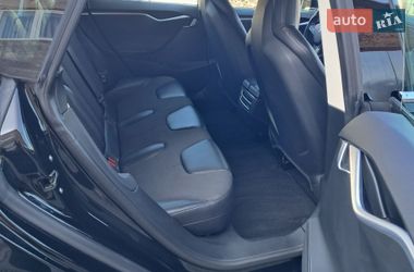 Лифтбек Tesla Model S 2014 в Радехове