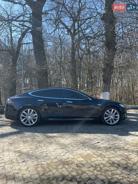 Лифтбек Tesla Model S 2014 в Черновцах фото 4 Лифтбек Tesla Model S 2014 в Черновцах
