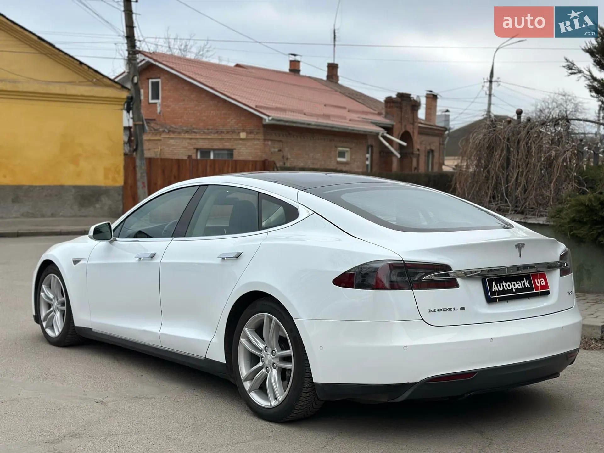 2015 Tesla Model S - мініатюра 7
