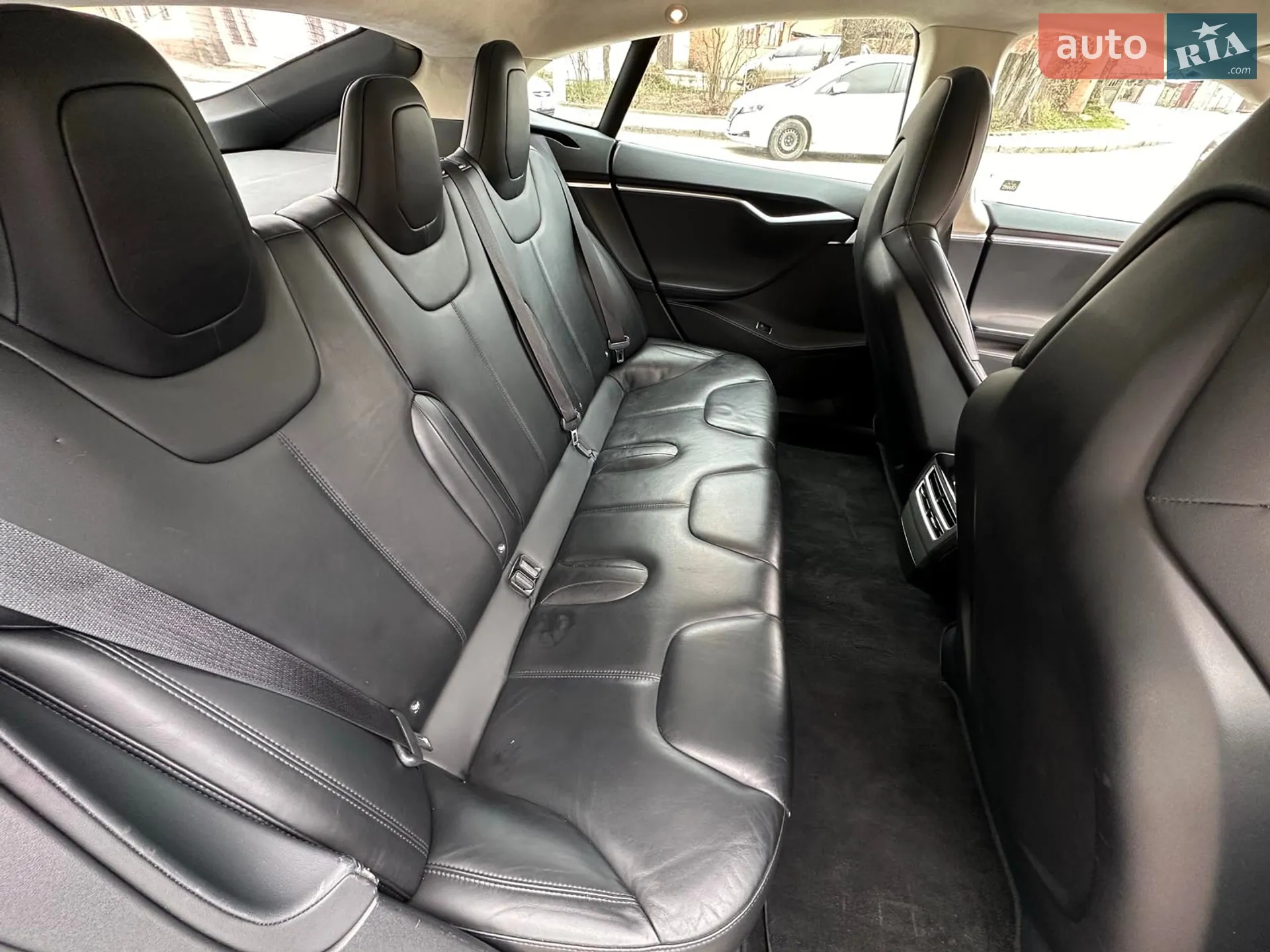 2015 Tesla Model S - мініатюра 15