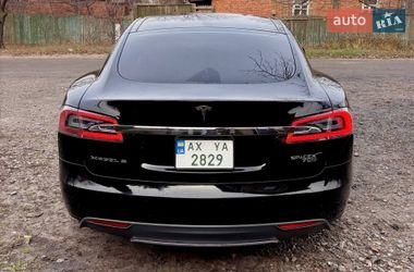 Ліфтбек Tesla Model S 2015 в Харкові