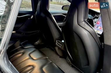 Ліфтбек Tesla Model S 2015 в Харкові