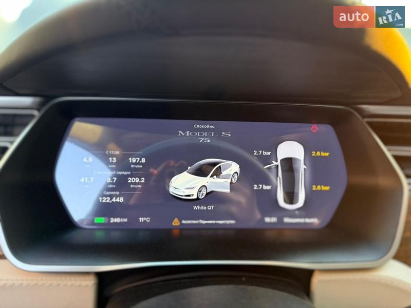 Лифтбек Tesla Model S 2017 в Дубно