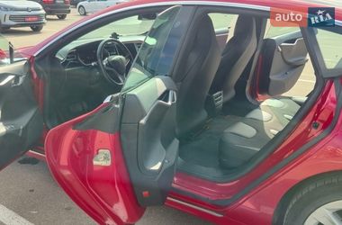 Лифтбек Tesla Model S 2017 в Киеве