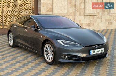 Лифтбек Tesla Model S 2017 в Одессе
