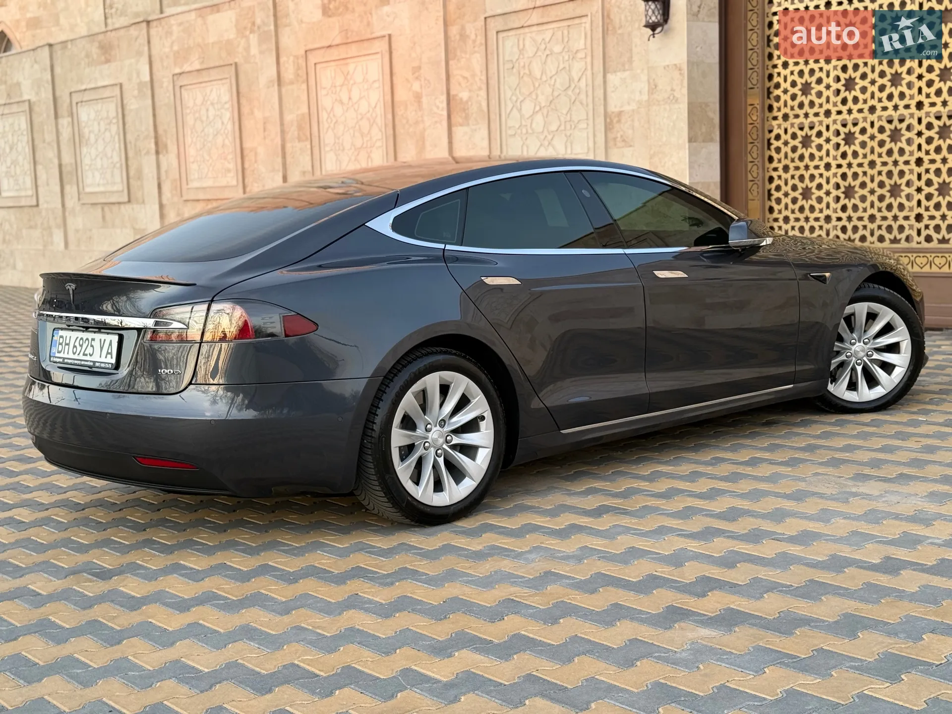 2017 Tesla Model S - мініатюра 38