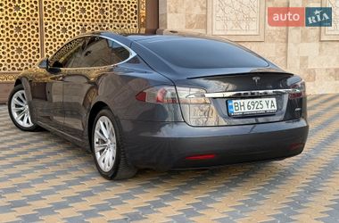 Ліфтбек Tesla Model S 2017 в Одесі фото 43 Ліфтбек Tesla Model S 2017 в Одесі