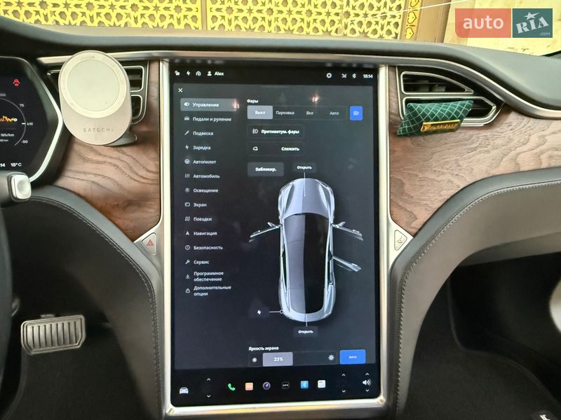 Ліфтбек Tesla Model S 2017 в Одесі