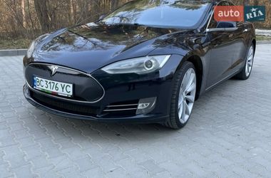 Лифтбек Tesla Model S 2012 в Новояворовске