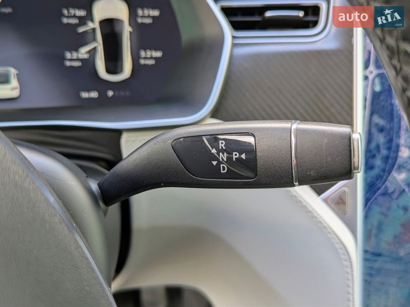 Лифтбек Tesla Model S 2014 в Луцке фото 17 Лифтбек Tesla Model S 2014 в Луцке