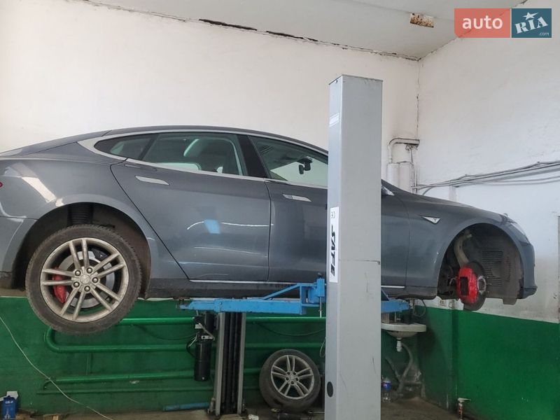 Лифтбек Tesla Model S 2014 в Виннице фото 25 Лифтбек Tesla Model S 2014 в Виннице
