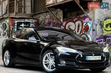 Ліфтбек Tesla Model S 2014 в Одесі