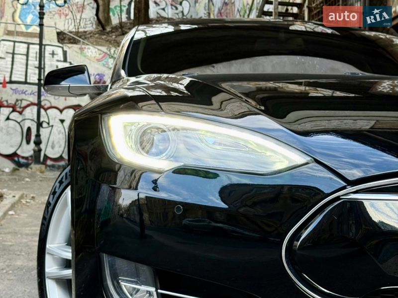 Лифтбек Tesla Model S 2014 в Одессе фото 29 Лифтбек Tesla Model S 2014 в Одессе