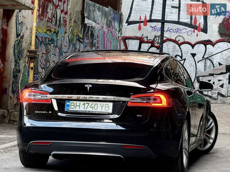 Лифтбек Tesla Model S 2014 в Одессе фото 35 Лифтбек Tesla Model S 2014 в Одессе