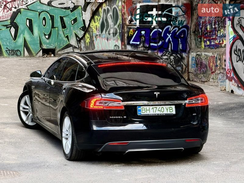 Лифтбек Tesla Model S 2014 в Одессе фото 49 Лифтбек Tesla Model S 2014 в Одессе