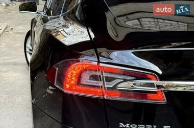 Ліфтбек Tesla Model S 2014 в Одесі